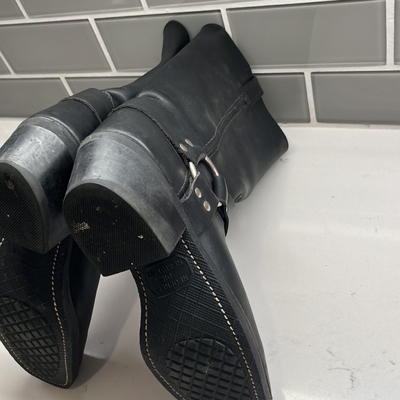 Frye Tall Leather Harness Biker Boots Size: 7 1/2 M 631196 700 77300-1 - Picture 5 of 15